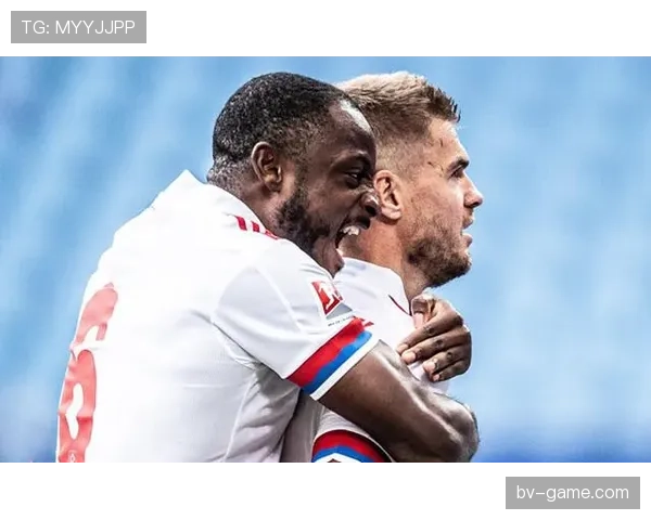 汉堡战术调整显成效，助力球队逆转局势状态回暖引关注