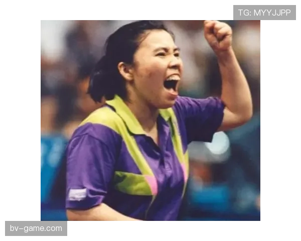 邓亚萍退役后这生活状态，自律得让人不敢刷手机